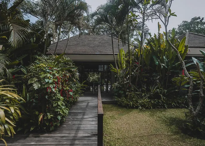 The Hidden Paradise - Chse Certified 4*